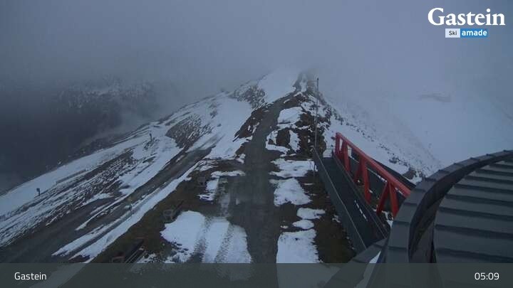 Archived image Webcam Stubnerkogel Top Station South