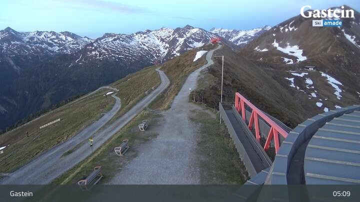 Archiv Foto Webcam Stubnerkogel Bergstation Süd