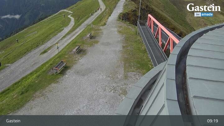Archived image Webcam Stubnerkogel Top Station South