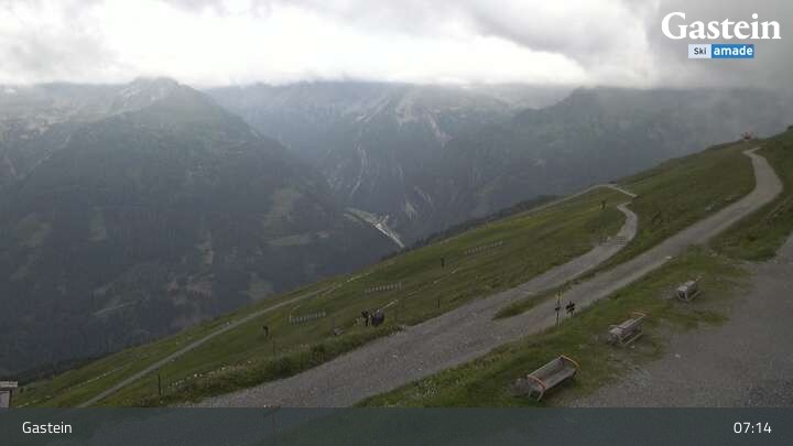 Archiv Foto Webcam Stubnerkogel Bergstation Süd