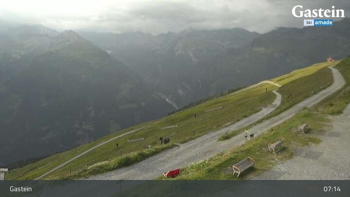 Archiv Foto Webcam Stubnerkogel Bergstation Süd
