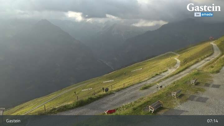 Archiv Foto Webcam Stubnerkogel Bergstation Süd