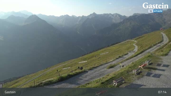 Archiv Foto Webcam Stubnerkogel Bergstation Süd