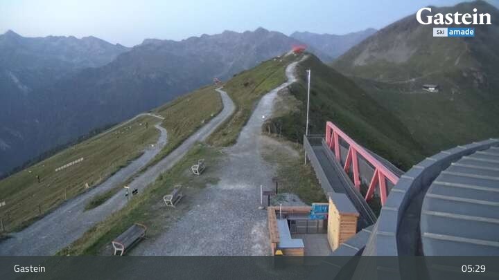 Archiv Foto Webcam Stubnerkogel Bergstation Süd