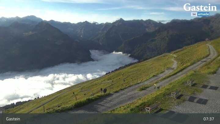 Archived image Webcam Stubnerkogel Top Station South