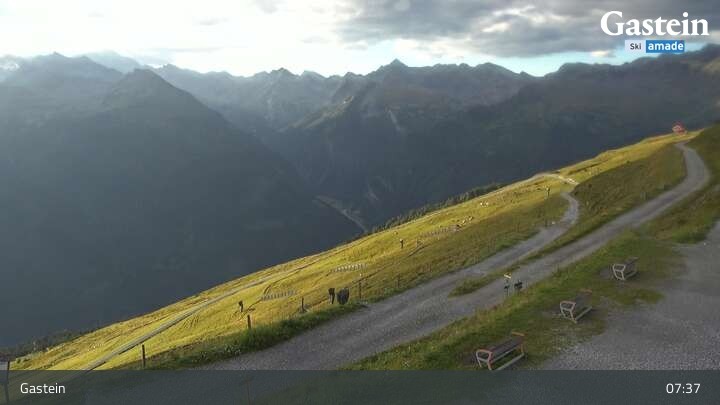 Archiv Foto Webcam Stubnerkogel Bergstation Süd
