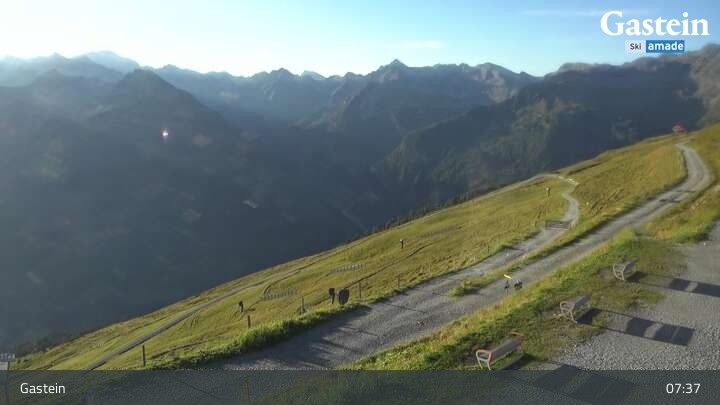 Archiv Foto Webcam Stubnerkogel Bergstation Süd