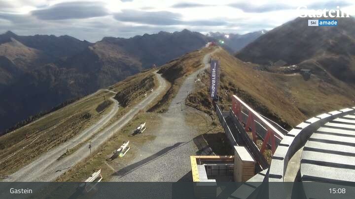 Archived image Webcam Stubnerkogel Top Station South