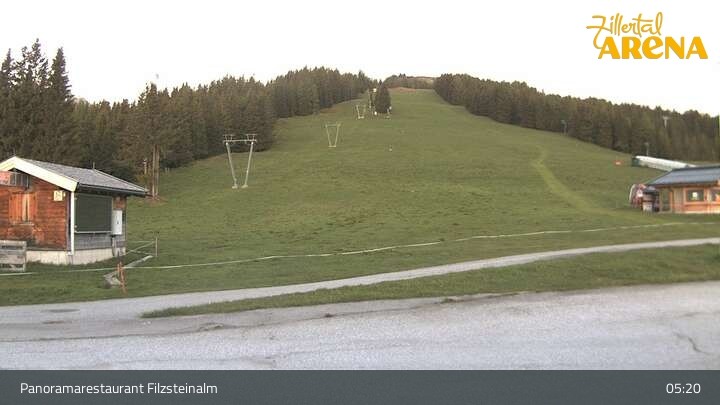 Archived image Webcam Filzsteinalm Restaurant Hochkrimml