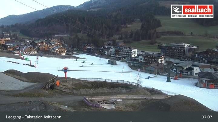 Archiv Foto Webcam Asitzbahn Talstation in Leogang