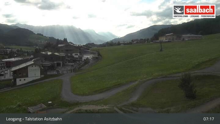 Archiv Foto Webcam Asitzbahn Talstation in Leogang