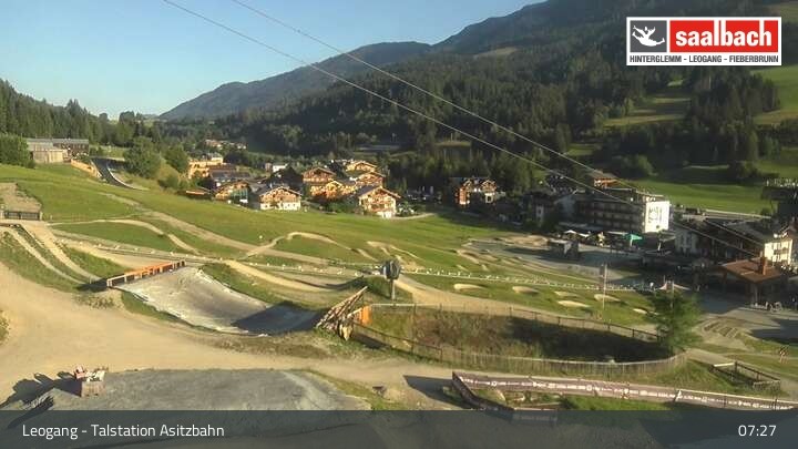 Archiv Foto Webcam Asitzbahn Talstation in Leogang