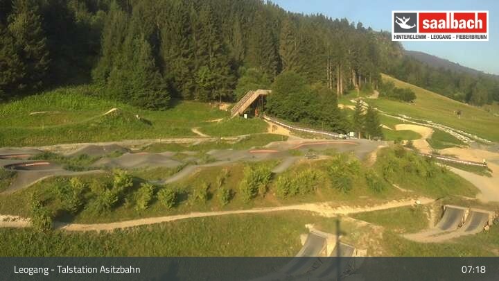 Archiv Foto Webcam Asitzbahn Talstation in Leogang