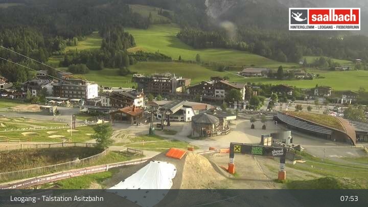Archiv Foto Webcam Asitzbahn Talstation in Leogang