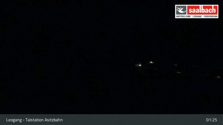 Archived image Webcam Asitzbahn Base Station in Leogang