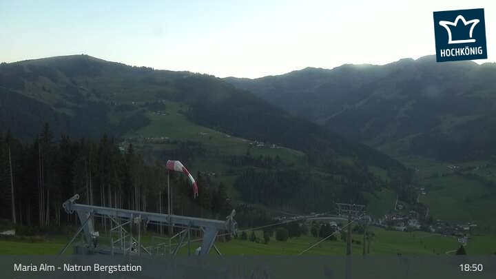 Archived image Webcam Natrun Top Station (Maria Alm)