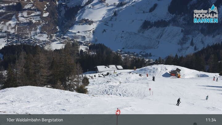 Archiv Foto Webcam Waldalmbahn Bergstation (Rauris)