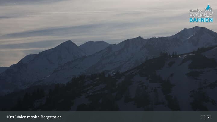 Archiv Foto Webcam Waldalmbahn Bergstation (Rauris)
