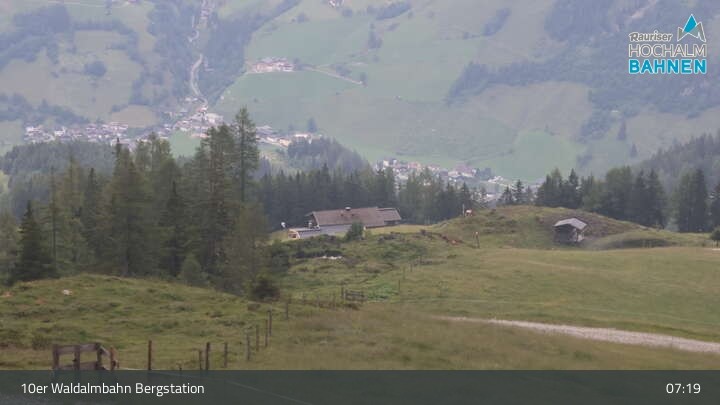 Archiv Foto Webcam Waldalmbahn Bergstation (Rauris)