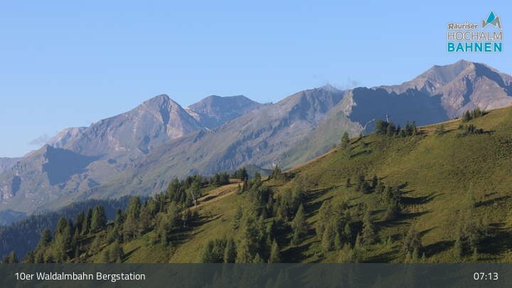Archiv Foto Webcam Waldalmbahn Bergstation (Rauris)