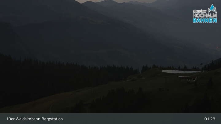 Archived image Webcam Waldalmbahn Top Station (Rauris)