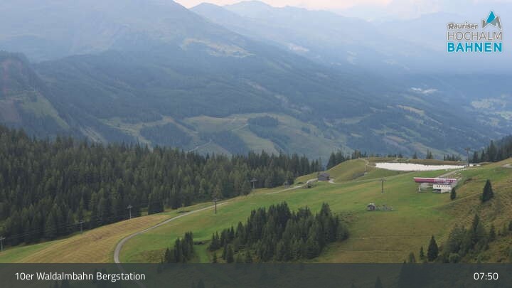 Archiv Foto Webcam Waldalmbahn Bergstation (Rauris)