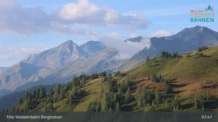 Archiv Foto Webcam Waldalmbahn Bergstation (Rauris)