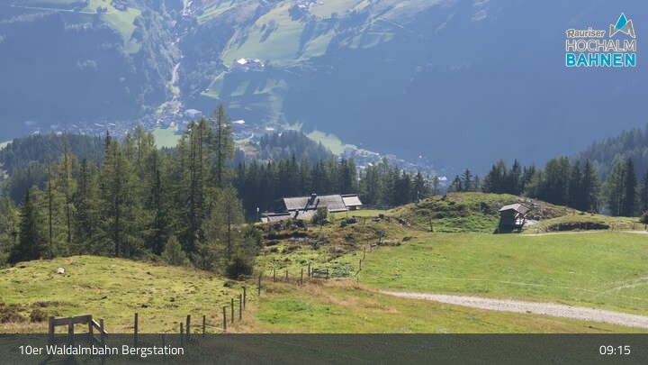 Archiv Foto Webcam Waldalmbahn Bergstation (Rauris)