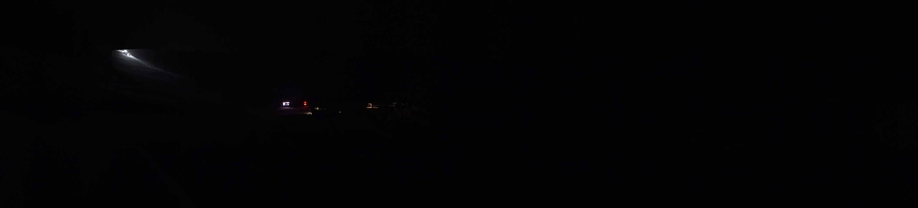 Archived image Webcam Bergbahnen See in Tyrol - Medrig Center