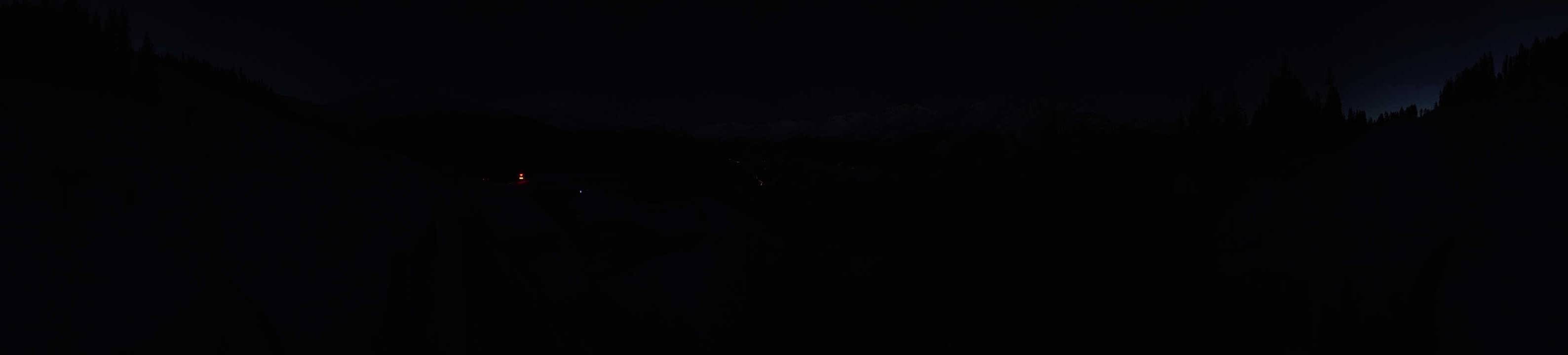 Archived image Webcam Bergbahnen See in Tyrol - Medrig Center