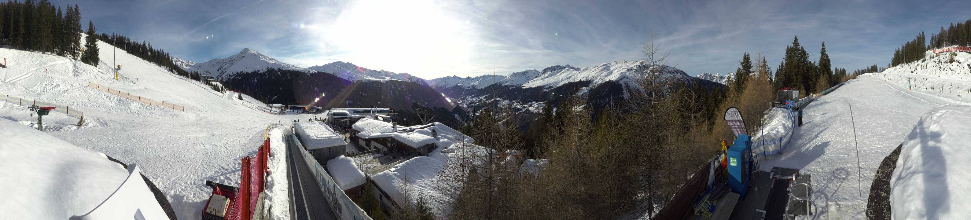 Archived image Webcam Bergbahnen See in Tyrol - Medrig Center