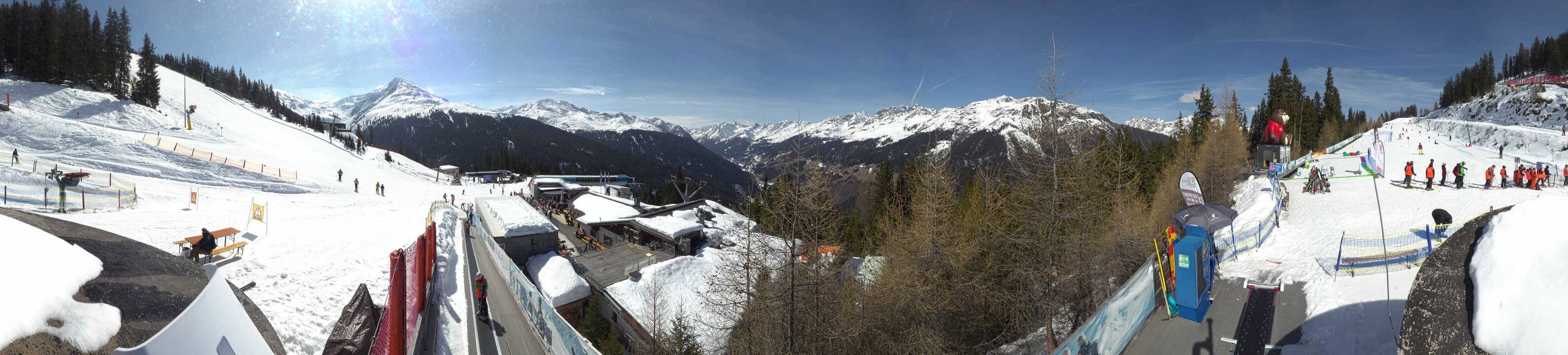 Archived image Webcam Bergbahnen See in Tyrol - Medrig Center