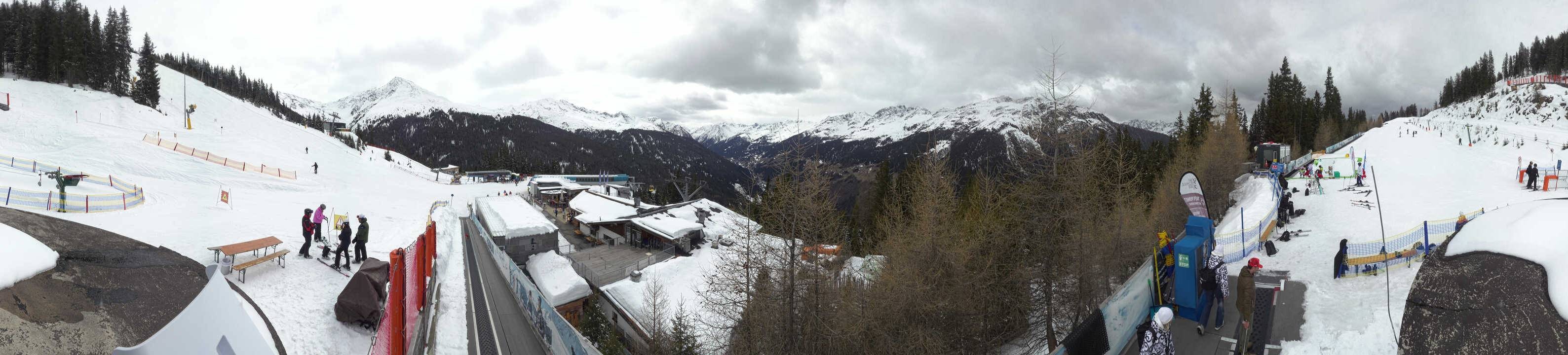 Archived image Webcam Bergbahnen See in Tyrol - Medrig Center