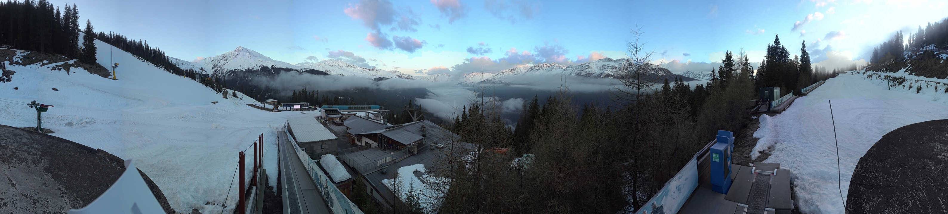 Archived image Webcam Bergbahnen See in Tyrol - Medrig Center