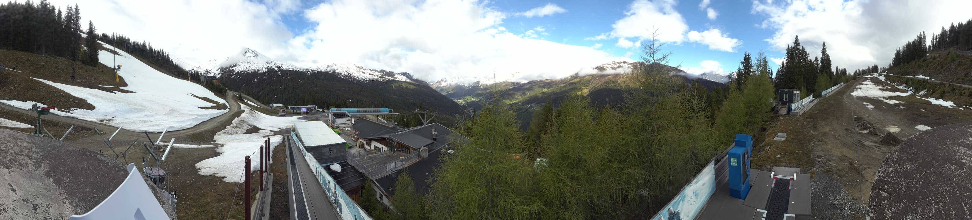 Archiv Foto Webcam Bergbahnen See in Tirol - Medrig Center