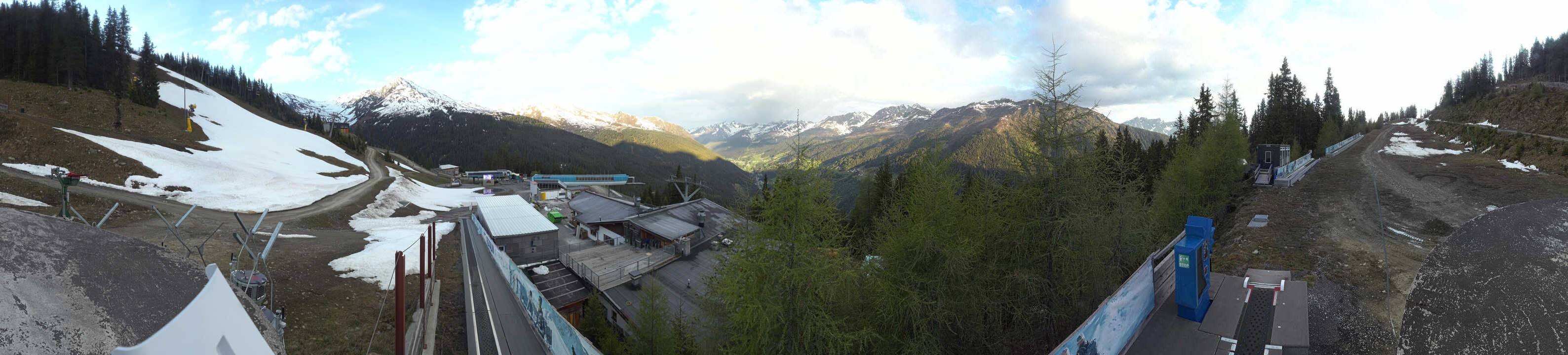 Archiv Foto Webcam Bergbahnen See in Tirol - Medrig Center