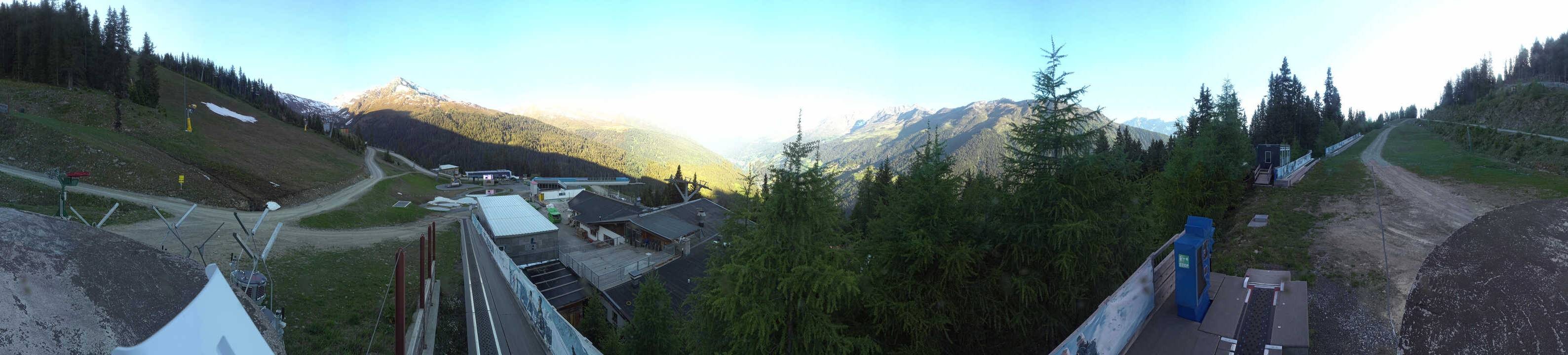 Archiv Foto Webcam Bergbahnen See in Tirol - Medrig Center
