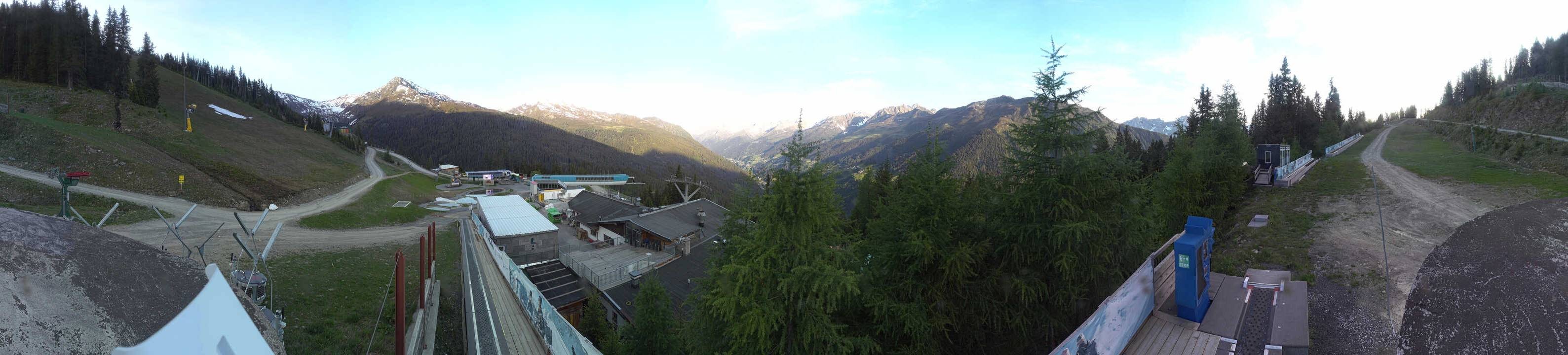 Archiv Foto Webcam Bergbahnen See in Tirol - Medrig Center
