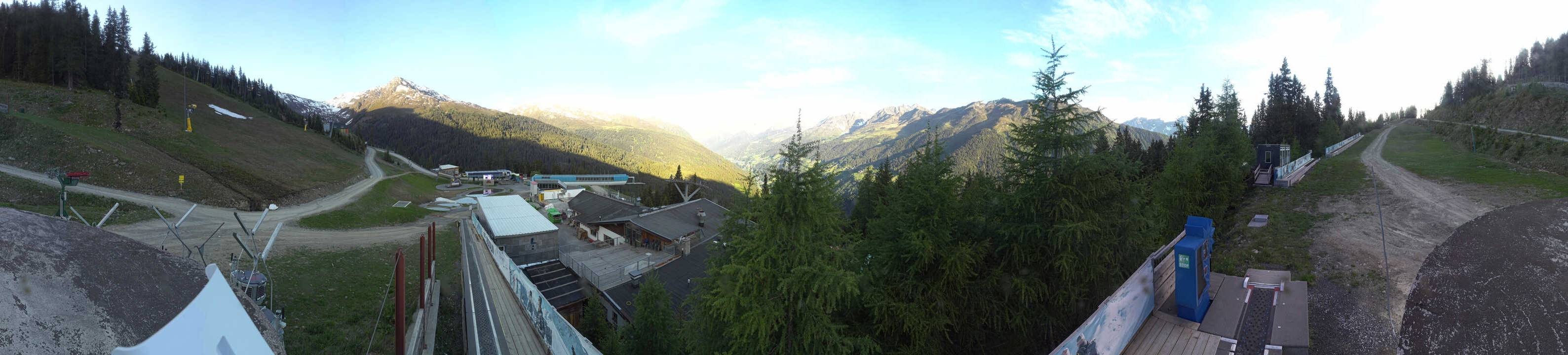 Archiv Foto Webcam Bergbahnen See in Tirol - Medrig Center