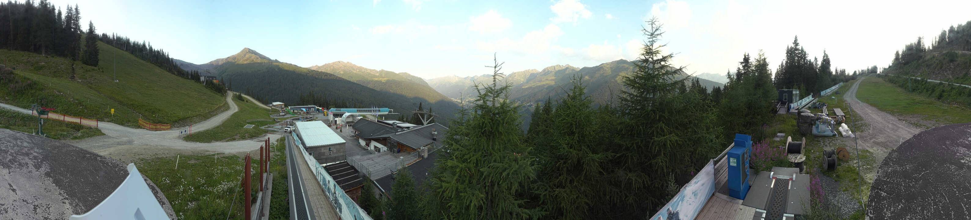 Archiv Foto Webcam Bergbahnen See in Tirol - Medrig Center