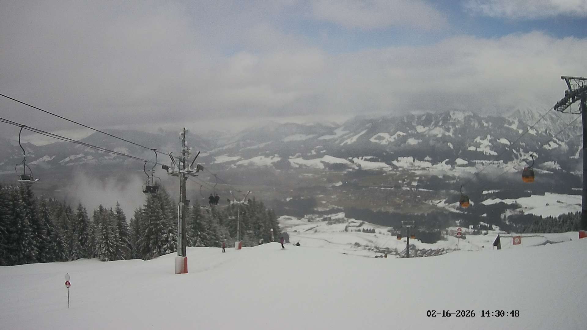 Archiv Foto Webcam Ausblick Mittelstation Hörnerbahn
