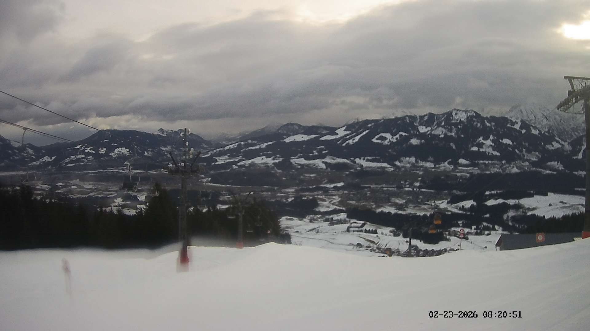 Archiv Foto Webcam Ausblick Mittelstation Hörnerbahn
