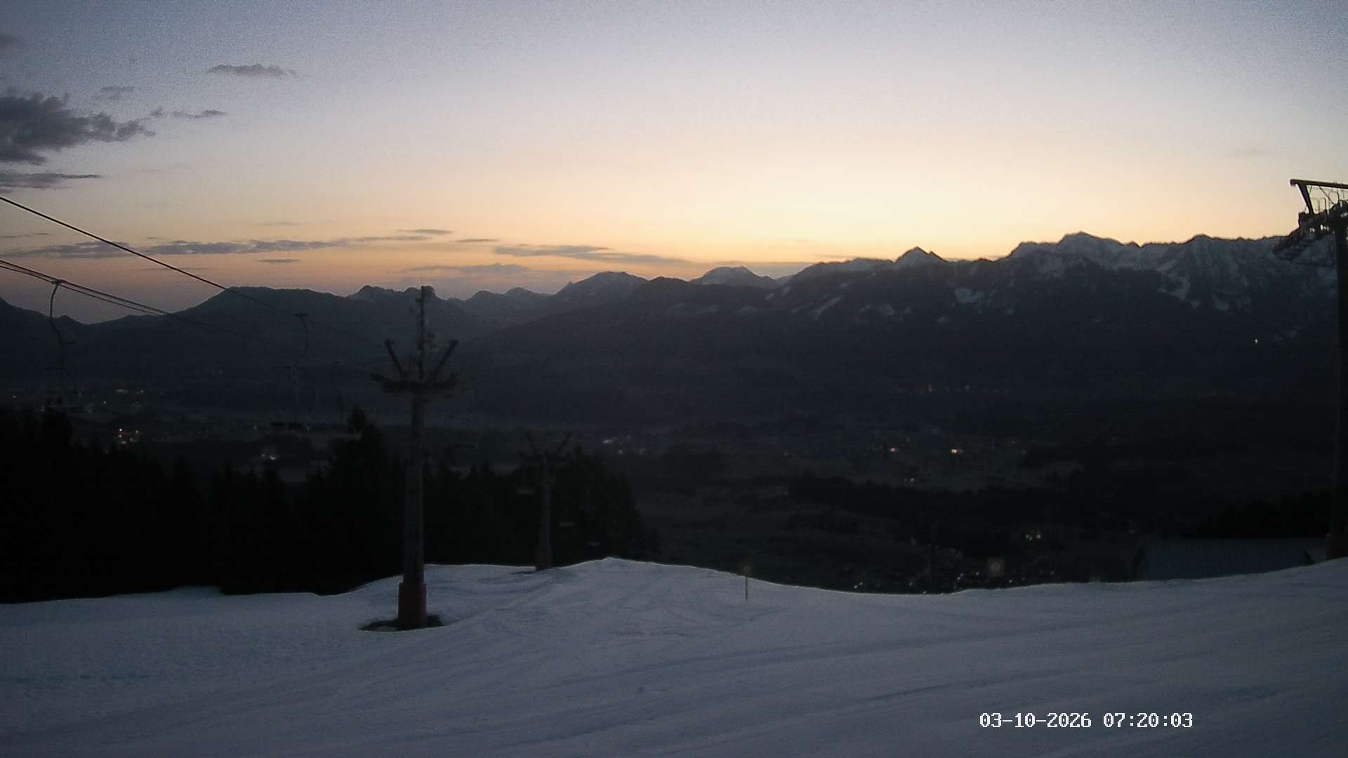 Archiv Foto Webcam Ausblick Mittelstation Hörnerbahn