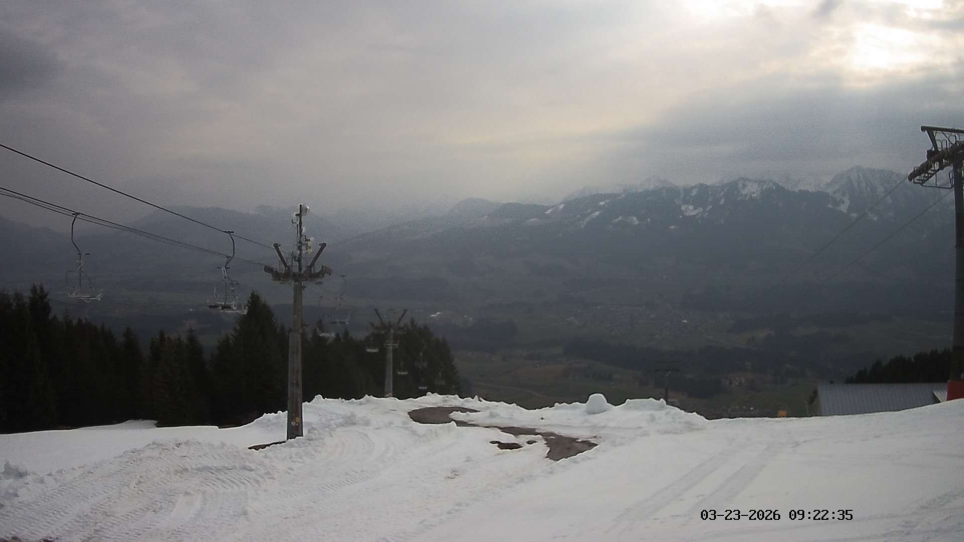 Archiv Foto Webcam Ausblick Mittelstation Hörnerbahn