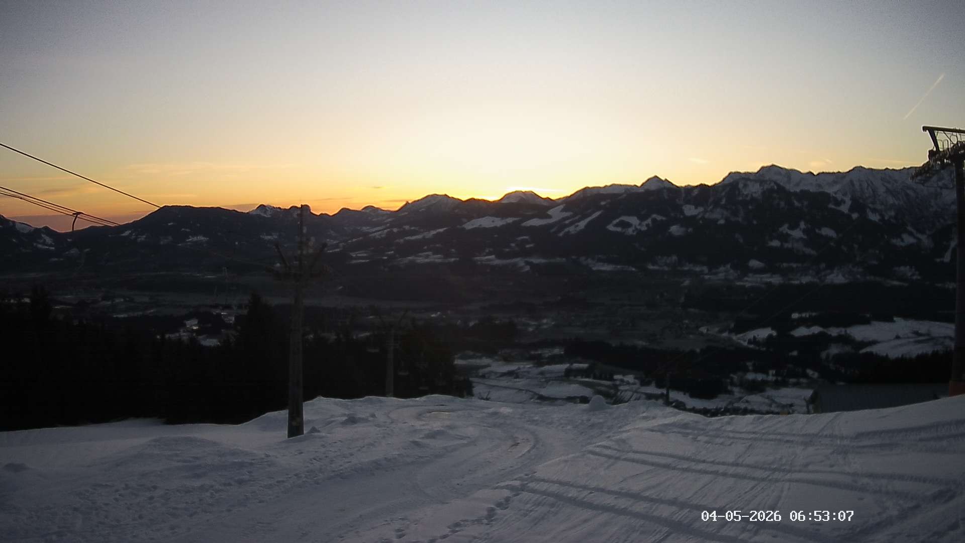 Archiv Foto Webcam Ausblick Mittelstation Hörnerbahn