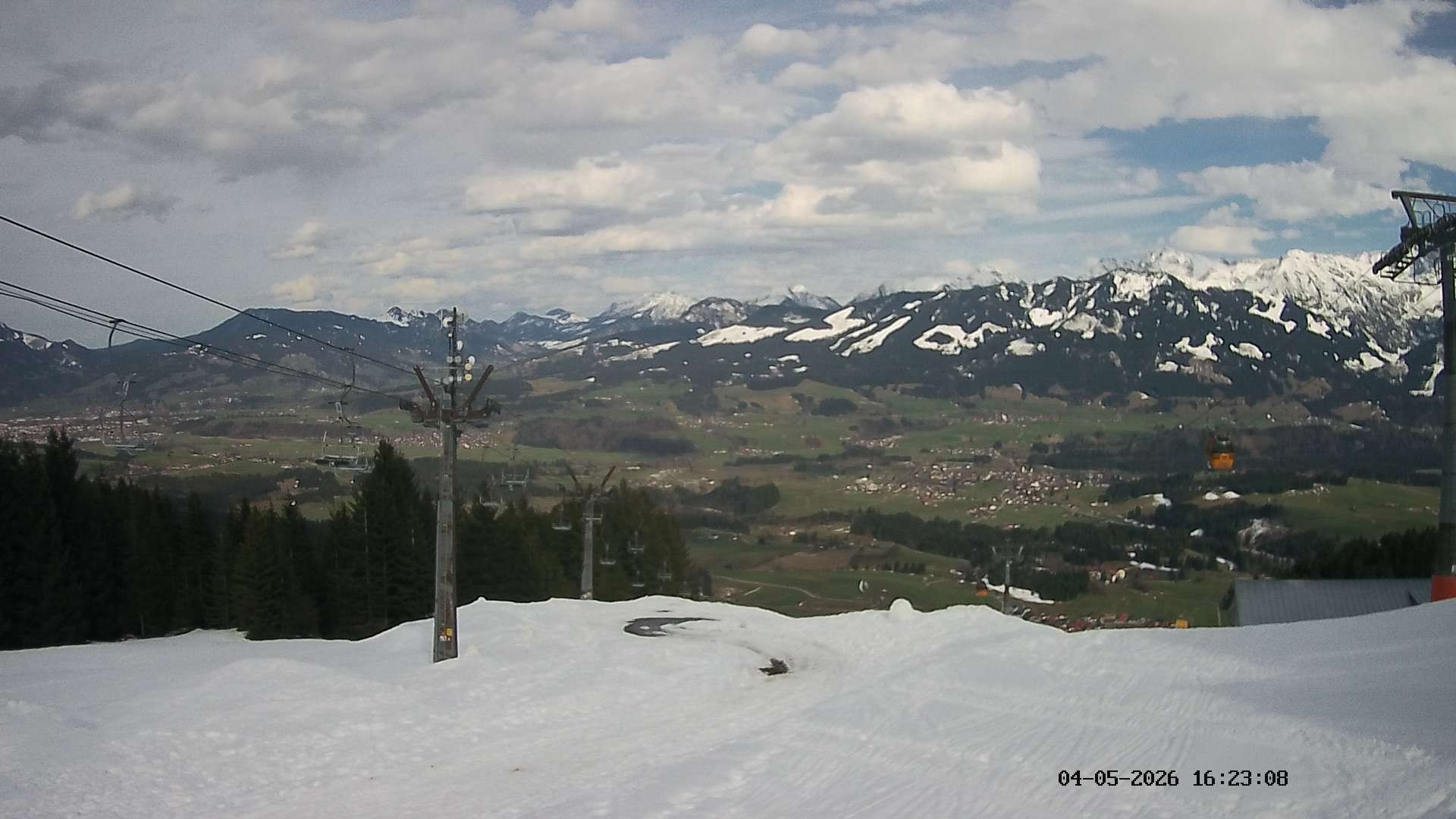 Archiv Foto Webcam Ausblick Mittelstation Hörnerbahn