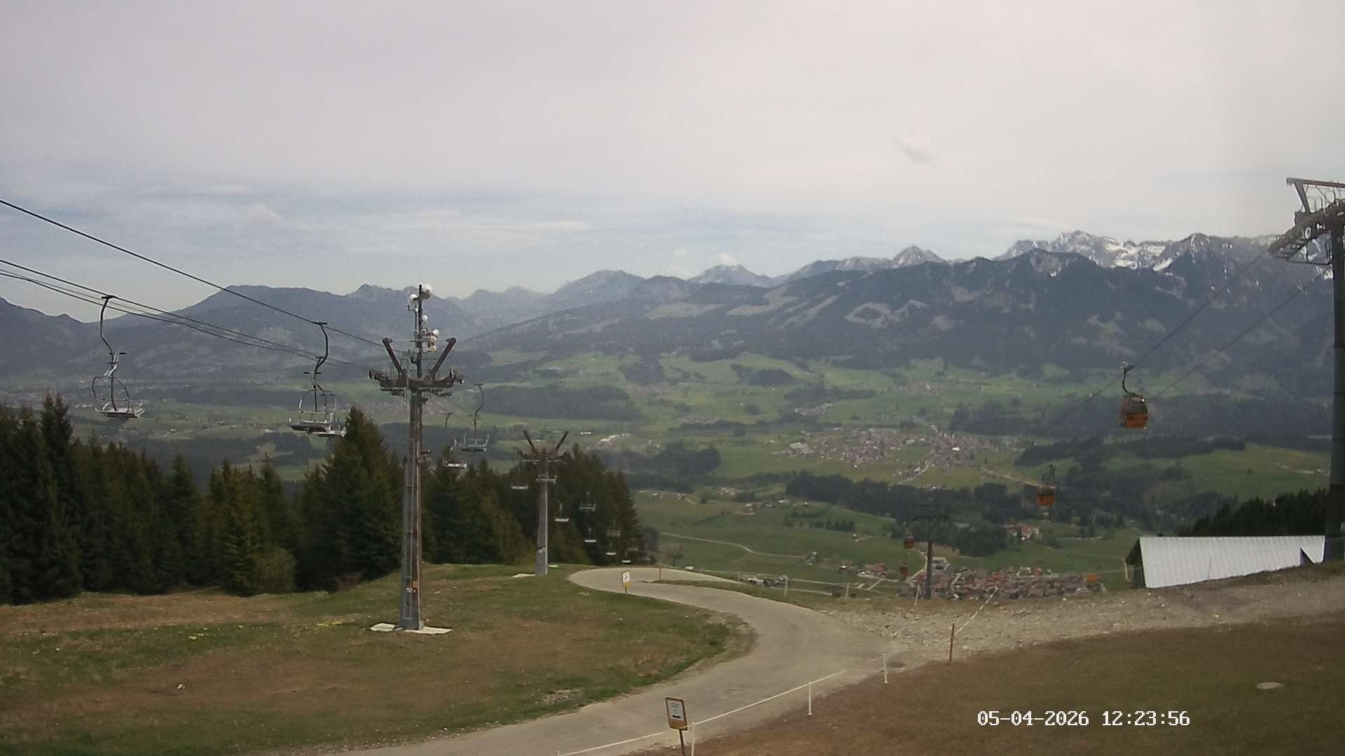 Archiv Foto Webcam Ausblick Mittelstation Hörnerbahn