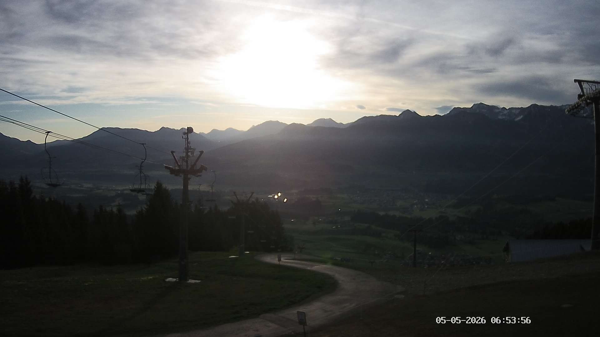 Archiv Foto Webcam Ausblick Mittelstation Hörnerbahn