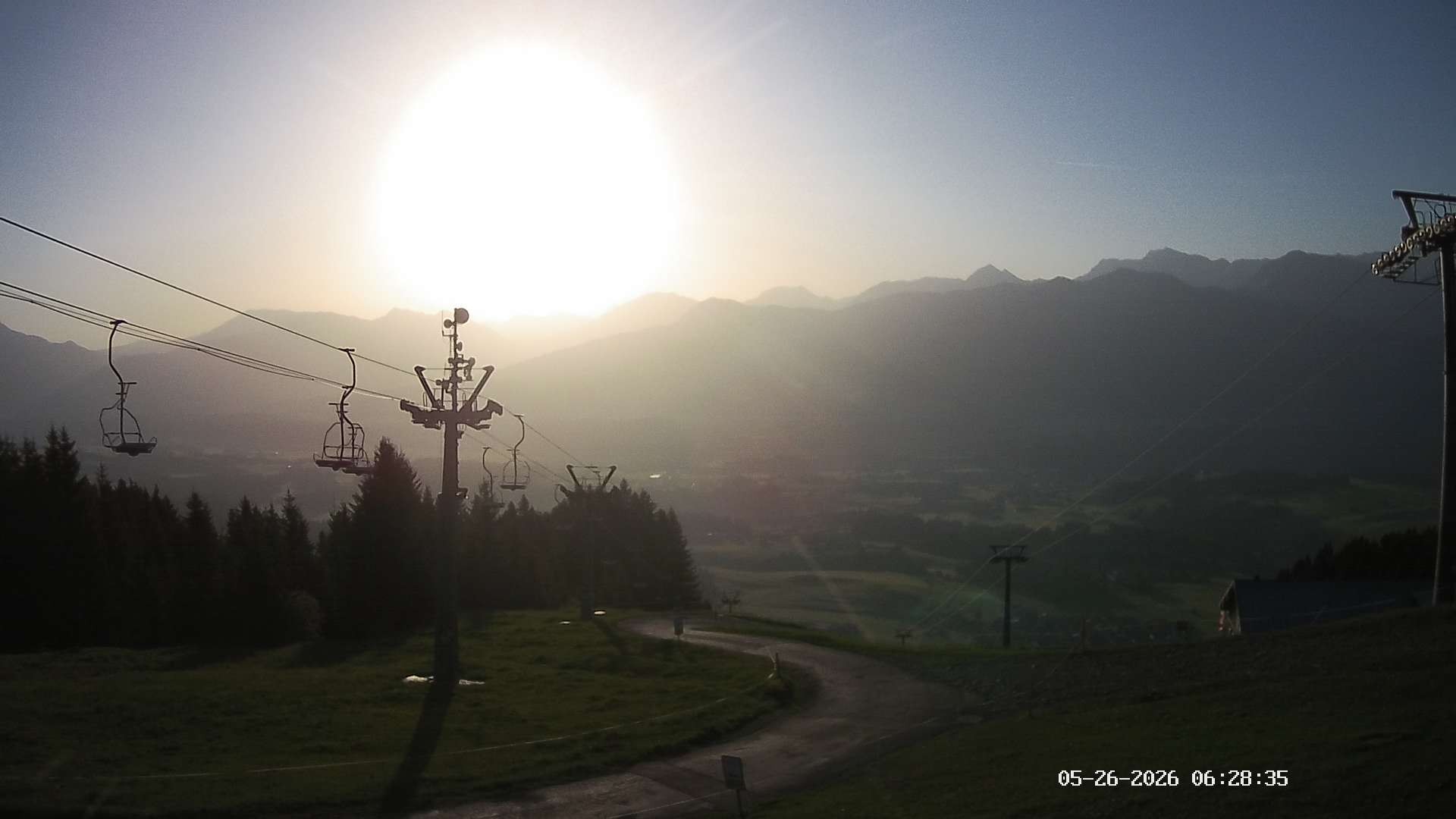 Archiv Foto Webcam Ausblick Mittelstation Hörnerbahn