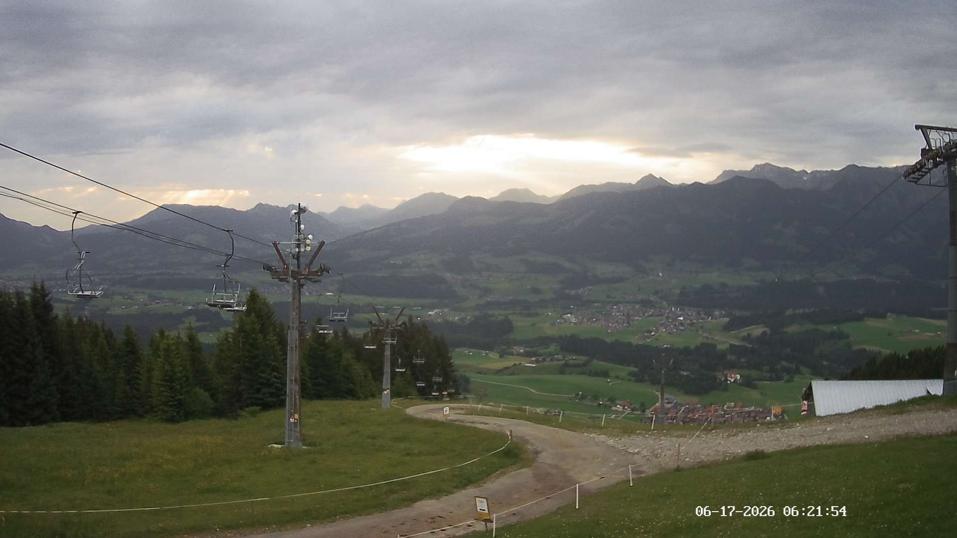 Archived image Webcam Hörnerbahn Bolsterlang